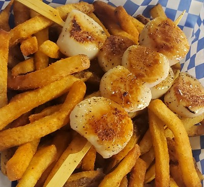 Off The Hook Eatery - 5 minutes from B & B