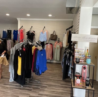 Lakeside Boutique  - 5 minutes from B & B